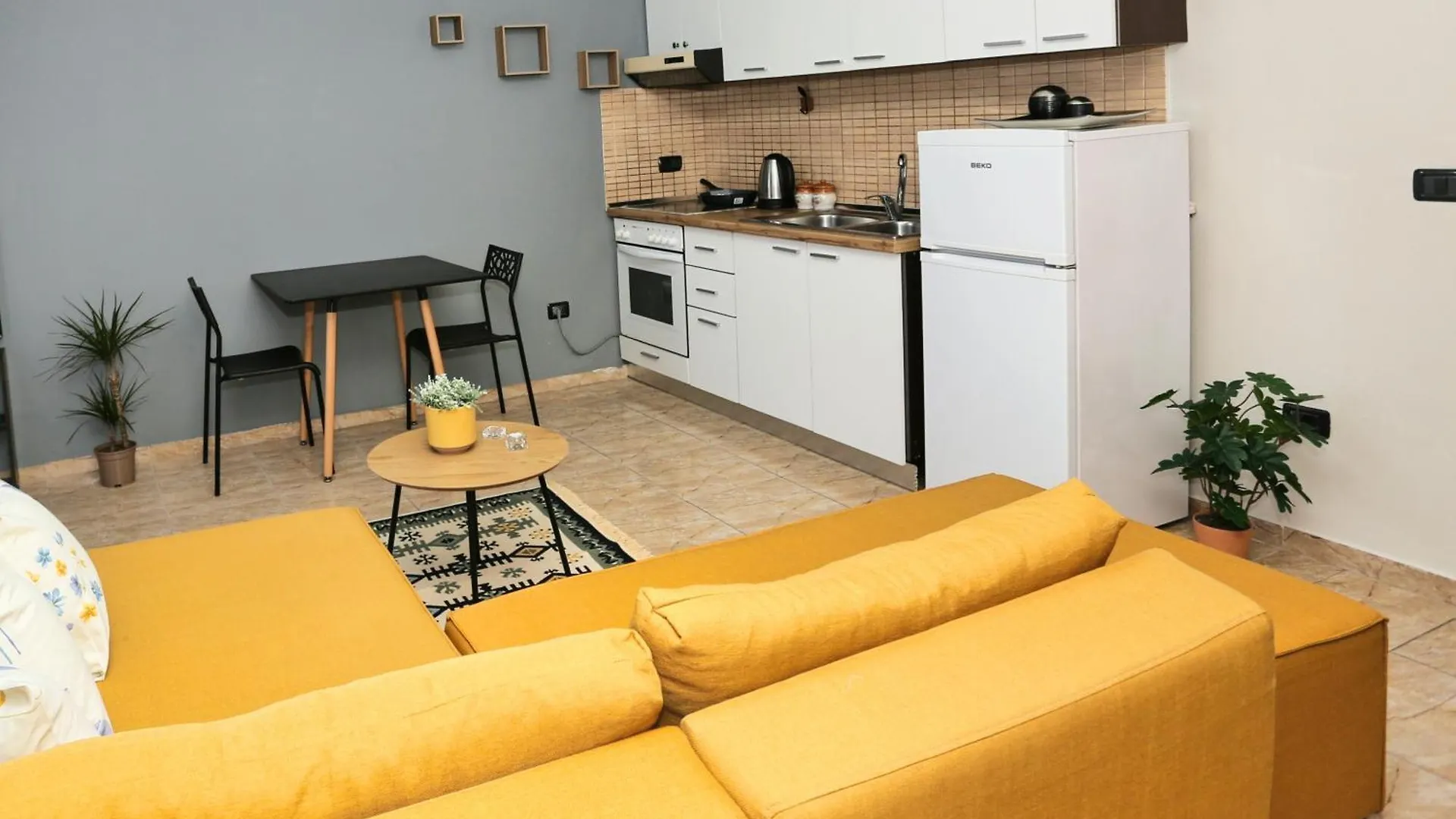 Cozy Apartment In The Heart Of Blloku Tirana